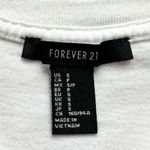 Forever 21 🔃 White Crew Neck Short Sleeve Crop Top Photo 3