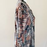 Houndstooth New directions abstract  top size xlp Photo 3