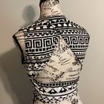 Body Central  OPEN BACK AZTEC CROP TOP Sz. LG Photo 4