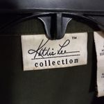 Kathie Lee Sleeveless Button Front Tie Back Collared Top in Army Green Size L Photo 3