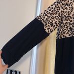 🔹4 for $30 C+D+M Navy and Leopard Lightweight Sweatshirt, size XL Blue Photo 2