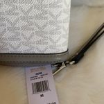 Michael Kors Fulton LG Flat MF Phone Wallet Photo 7