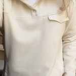 32° Heat Cream Plush Pullover  Photo 0