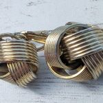 Vintage Clip On Earrings Photo 9