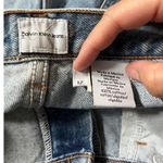 Calvin Klein Jeans Womens Size 12 Stone washed High Rise Cuffed 90s Denim Shorts Photo 5