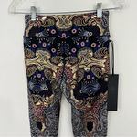 Noli Yoga Gilded Legging NWT Size Small Foiled Gold Paisley Print Photo 4