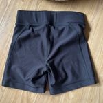 Under Armour Women's Black Shorts Photo 2