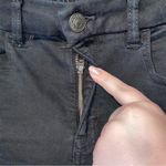 American Eagle Curvy Hi-Rise Jegging with Intentional Distressing Size 4 Photo 4