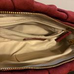 INC . Alesandrah Shoulder bag in maroon with cream interior Photo 8