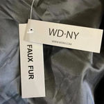 ❤️‍🔥 Faux Fur Black Shrug Photo 4