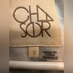 Chaser  camo cut off sleeve hooded sweatshirt NWT Photo 4