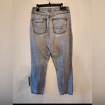 American Eagle mom jeans grey Distressed size 4 short ankle length Photo 1