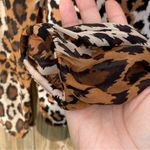 Diane Von Furstenberg  Cheetah Animal Print Wool and Silk Long Sleeve Top sz P Photo 7