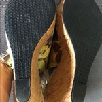 Tahari  Green Design Wedge Sandals S8 Photo 5