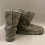 UGG  Classic mid calf boots gray like new!!!! 0 signs of wear size 11 Photo 0