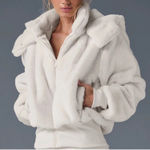 Alo Yoga Faux Fur Foxy Jacket Ivory L Photo 0