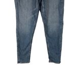 American Eagle  Blue High Rise Stretch Curvy Mom Denim Jeans Women Sz 2 Photo 3