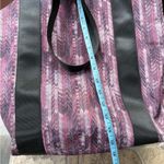 Fabletics  Bucket Backpack Pink Purple Black Trim Arrow Pattern 15x14x5 Photo 7