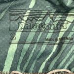 Patagonia Womens small Nine Trails running shorts built in liner mint green Photo 6