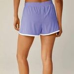 Beyond Yoga Go Retro Short Periwinkle Cloud True White
Size Medium Photo 1
