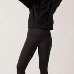 Athleta  Altitude Polartec Half Zip Sweatshirt black size medium Photo 2