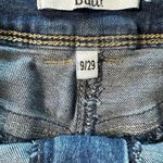 Wanna Betta Butt women's size 9 denim shorts Blue Photo 2