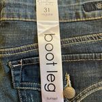 Jessica Simpson  Womens Sunset Boot Leg Jeans Macys Distressed Size 31 Regular Photo 4