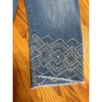 Bandolino Jeans Size 12 Embroidered Embellished Cropped Frayed Hem Blue Denim Photo 4