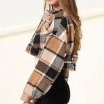 HYFVE Size Medium Cropped Plaid Flannel Shacket Jacket Teal Tan Back Buttons Photo 3