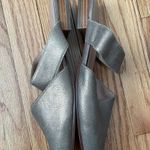 Caslon Leather Metallic Shiny Sandals Flats Slip On Strap Iridescence Holographic minimalist Photo 4