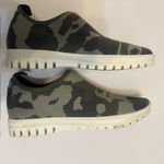 Blondo  Farrah Waterproof Knit Slip On Sneaker Camo Casual Comfort Size 8.5‎ Photo 4