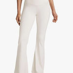 CRZ Yoga CRZ White Yoga Pants Photo 0