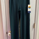 Vuori  CHILLED OUT BOOTCUT LEGGING NWT Photo 0