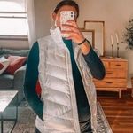 The North Face Aconcagua 550 White Puffer Vest Photo 0