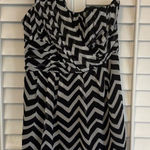 H&M ‎ Black and White Chevron One-Shoulder Dress Size 12 Photo 0