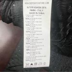 Quilted Hooded Jacket Black Avant Photo 12