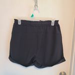 MPG Women's Shorts Size 6 Paperbag Waist Cuffed Sporty Black Photo 4