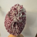 Chunky Knit Pom Photo 3