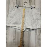 Elle  white short shorts Photo 7
