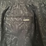 Orvis  Womens Embossed Pull On Travel Skort Golf Black Rose Embossed Print Sz M Photo 10