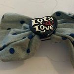Lots of love bow Photo 0