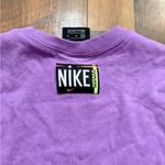 Nike  Women's Top Workout Lavender Muscle Tee Activewear medium Photo 1