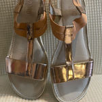 Munro  Metallic and Tan Sandals Photo 0
