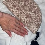 Universal Threads Hand Bag Photo 1