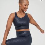 Aerie Offline by The Hugger Crackle Sports Bra size medium NWT Photo 4