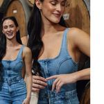 Good American Fit For Success Denim Sleeveless Jumpsuit in Wash Blue274 Photo 5