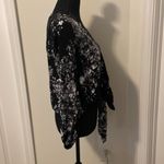 Lovestitch Love‎ stitch- Knotted long Sleeve black and white Floral Top Photo 2