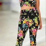 Torrid Black Lola Floral Sports Bra & Capri Leggings Set - Size 22/24 (3) Photo 0