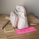 Michael Kors Set Photo 2