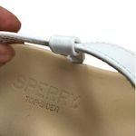 Sperry Top-Sider Saltwater Buckle Sandals 6M White Leather Thong Sandals 6M Photo 3